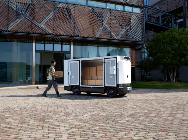九识无人车推出“专精化”E系列车型破解轻抛货配送痛点(图2)
