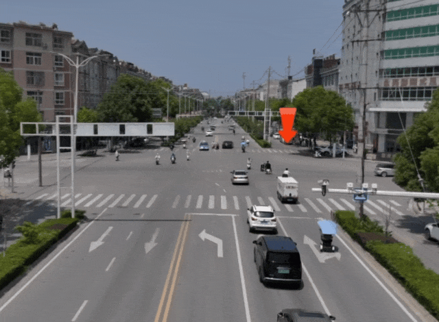 洋县街头惊现无人驾驶“四轮怪必赢中国官方网站物”(图2)