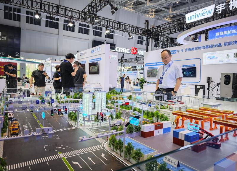 “网”“智”齐发力促物流降本增必赢网址效(图1)