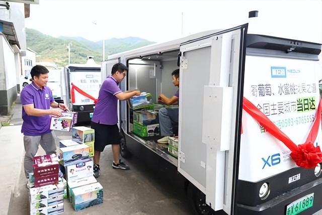 无人驾驶商用车企业新石器：截至7月底无人车部署超7500台进军即时调度物流市场(图2)