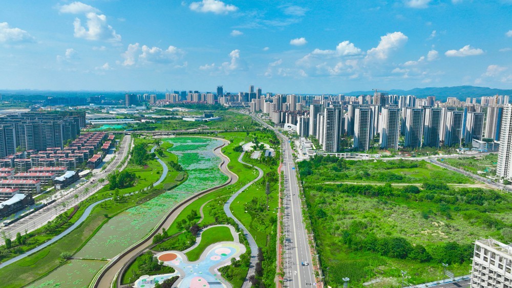 BWIN五年同城化进阶从“四市协同”到万亿产业共同体的跨越 万千气象看成都(图6)