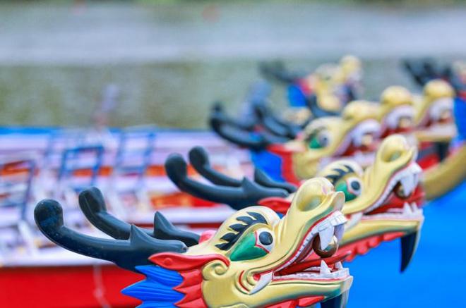 我们的节日·端午丨数万市民参与！璧山首届龙舟赛精彩举行(图4)