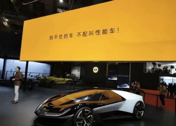 “小米SU7撞车后爆燃致死事故”整两月 结果仍未公布 YU7强势亮相(图4)