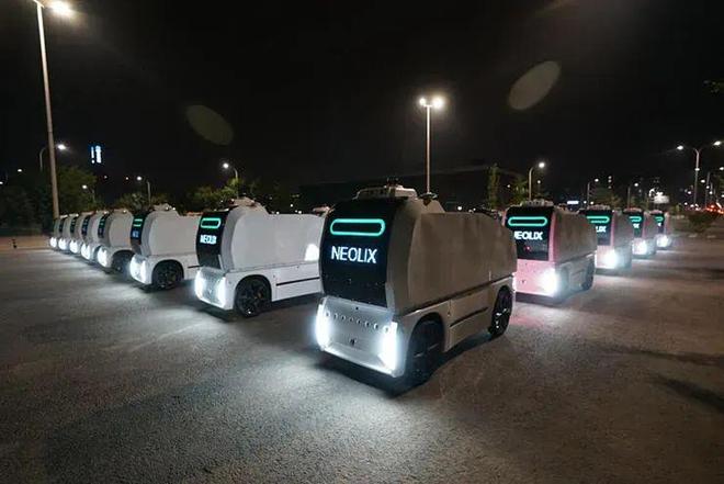 他用送快递的手造出全球第一无人车(图8)