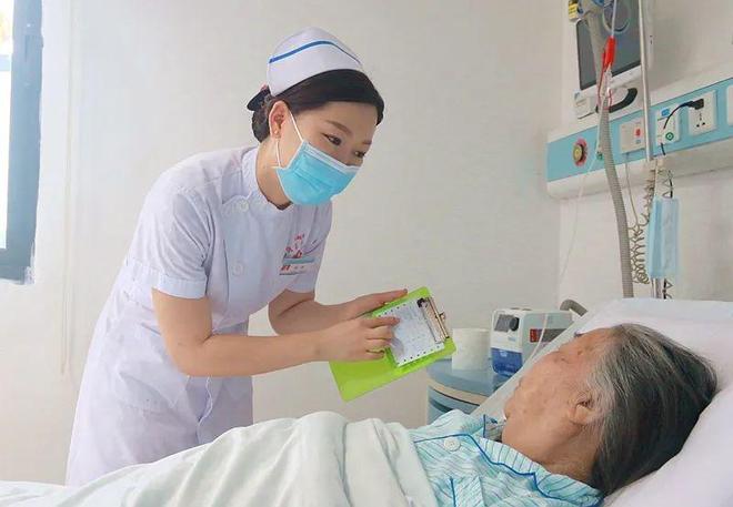 政策资讯 关于印发医院免陪照护服务试点工作方案的通知(图1)