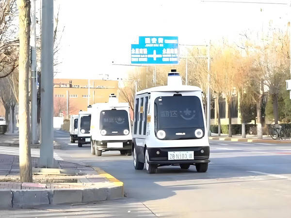 新石器无人车为何敢免费送FSD？ 会给行业带来哪些改变(图1)