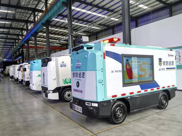 突破“最后一公里”壁垒：九识智能全球首发L45级自动驾驶技术开启全域全场景商业化新时代(图5)