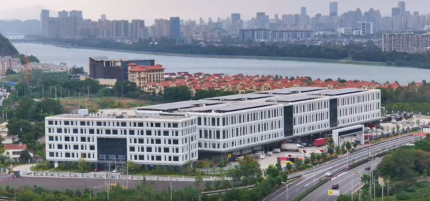 无人车、跨境仓齐发力！浙江快递业奋战“史上最长”双十一(图1)