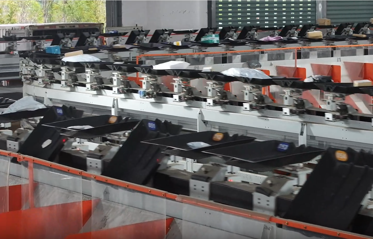 无人车、跨境仓齐发力！浙江快递业奋战“史上最长”双十一(图3)