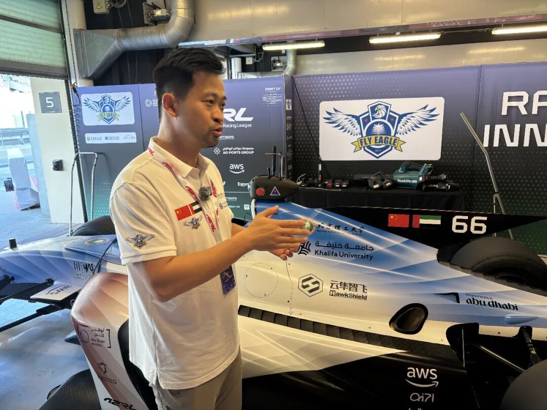 中国无人驾驶“军团”“武装”阿布扎比！(图1)