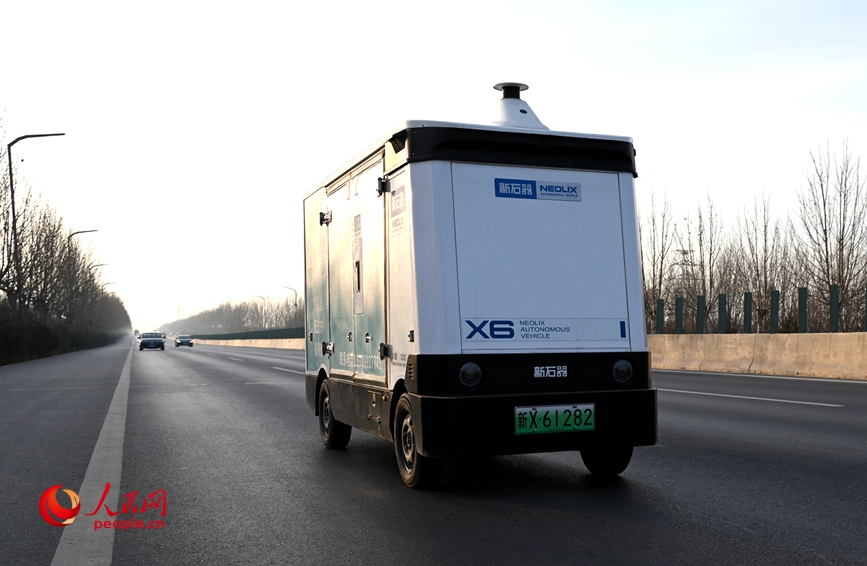 新春走基层丨物流通畅“泥咕咕”高飞(图2)