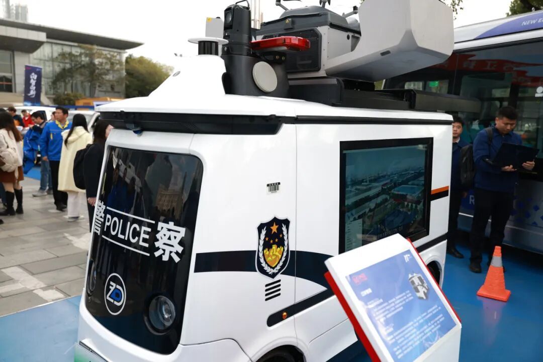 腾讯入股新石器无人车助力行业发展新里程(图1)